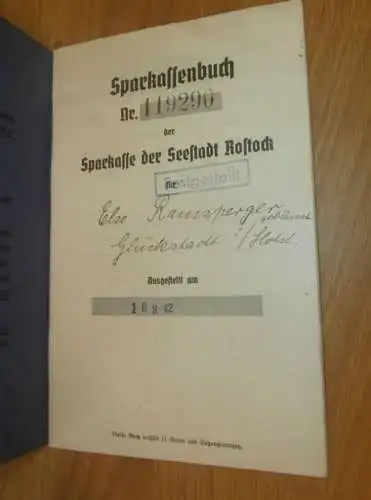 altes Sparbuch Rostock , 1942 - 1943 , Else Ramsperger geb. Quast in Glückstadt i. Holstein , Sparkasse , Bank