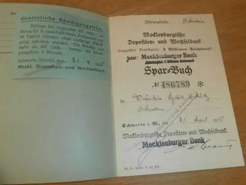 altes Sparbuch Schwerin , April 1945 , Lydia Schütz in Schwerin i. Mecklenburg , Sparkasse , Bank  !!!