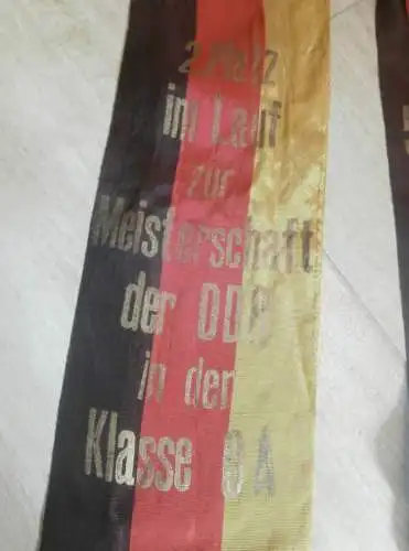 2. Platz DDR-Meisterschaft , Juni 1974 , Frankfurt a. Oder ,Siegerschleife Motorbootrennen , Motorboot , ADMV , Rennboot