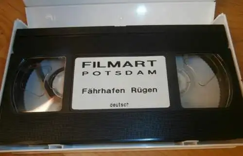 Fährhafen Rügen , Sassnitz - Mukran , Mecklenburg , Schiffe , Hafen ,Saßnitz , altes Video , Videokassette !!