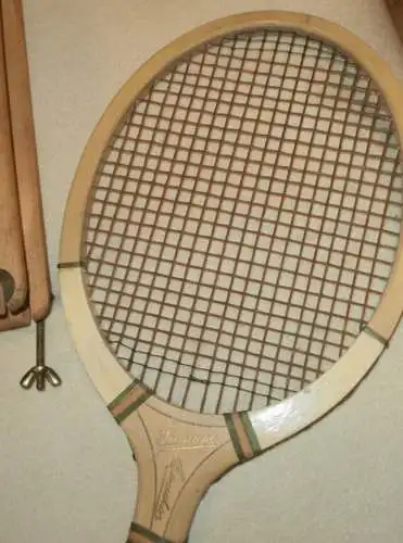 Sporthaus Zeeck in Dessau - Profi Tennisschläger mit Spannrahmen um 1920, Gonschior Görlitz , Tennis !!