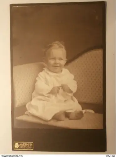 großes Kabinettfoto - Atelier Wertheim in Rostock , Baby , Adel , Mecklenburg , CDV , Photographie , Kabinett