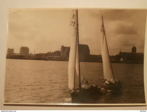 altes Foto - Stralsund Hafen , Speicher , Segelboote , ca. 1940 , Mecklenburg !!