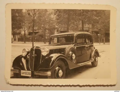 Stoewer 8-Zylinder , altes Foto , Oldtimer , Stöwer , Kennzeichen IA 88388 , Schultheiss Kneipe Berlin !!