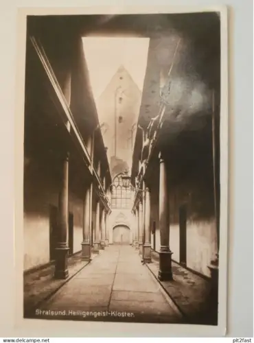 Stralsund i. Mecklenburg , 1942 , Heiligengeist - Kloster , Ansichtskarte , AK !!