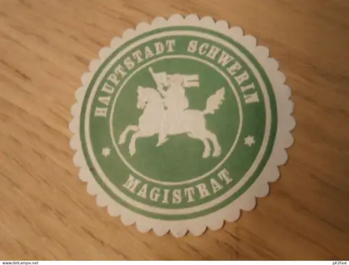 alte Siegelmarke - Magistrat - Hauptstadt Schwerin in Mecklenburg