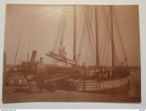 altes Foto , Schiffe im Hafen , ca. 1900 , Russland , Segelschiff , Schiff  !!