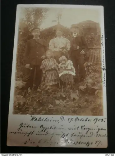 Waldheim i. Sa. , 1905 , Gutsbesitzer Familie mit Soldat vor Haus , alte Ansichtskarte , AK , CPA !