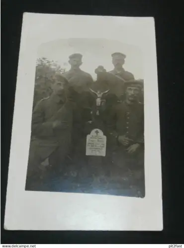 Grafenwöhr - Ersatz Batl. N° 12 - 1. Kompanie , Soldaten am Grab von Franz Reiter ,  Ansichtskarte ,  AK , CPA !!
