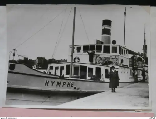 Foto mit Schiff "Nymphe", Reederei Stettin , Swinemünde , Archivblatt - technische Daten und Historie , Schiffbau !!