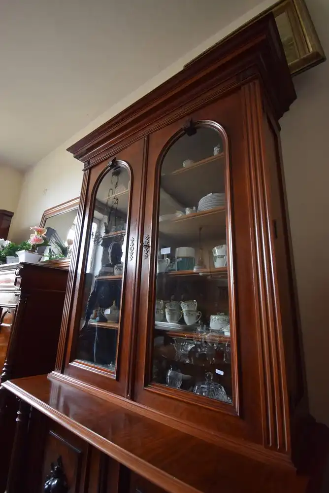 Anrichte mit Aufsatzvitrine Historismus um 1870 5