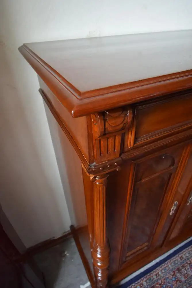 Vertiko Gründerzeit um 1870/80 Nussbaum  4