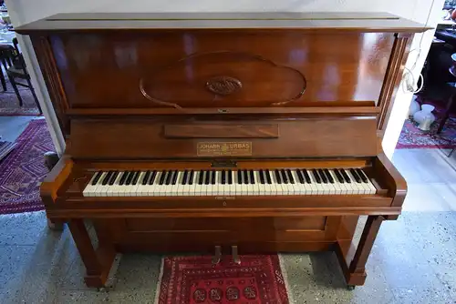 Klavier "Johann Urbas " um 1905 Mahagoni
