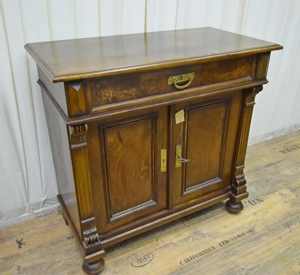 Vertiko Nussbaum um 1880 Sachsen Anhalt  2