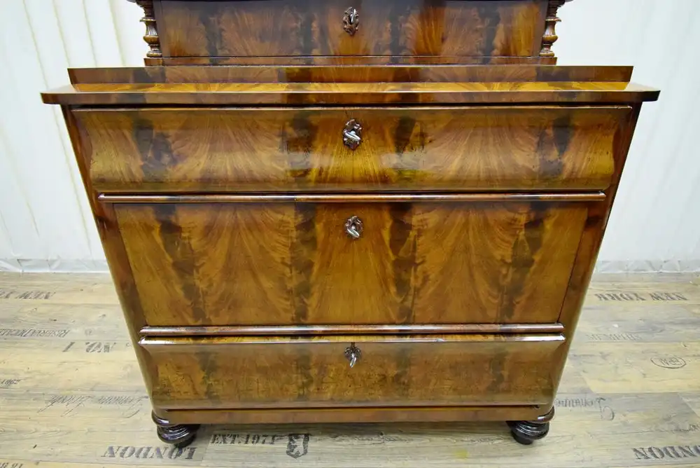 Kommode mit Spiegelaufsatz Biedermeier um 1840 Mahagoni  5
