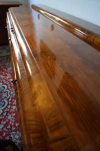 Sideboard Art Deco um 1915 kaukasischer Nussbaum 