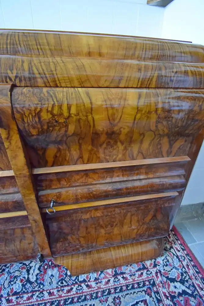 Sideboard Art Deco um 1915 kaukasischer Nussbaum  6