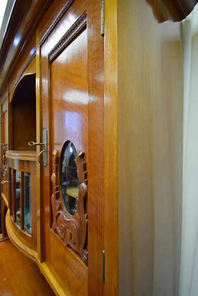 Buffet Schrank 2-teilig mit Aufsatz Jugendstil Nussbaum um 1900 5