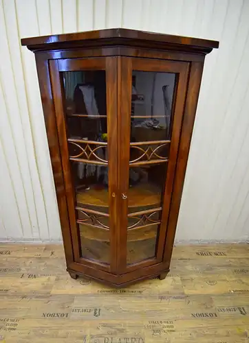 Schrankumbau zur Vitrine Biedermeier Mahagoni um 1900