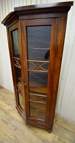 Schrankumbau zur Vitrine Biedermeier Mahagoni um 1900