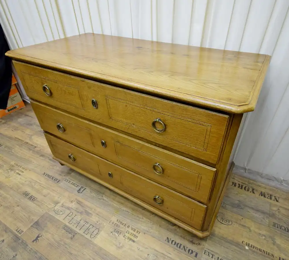 Wäscheschrank Barock um 1800 massive Eiche  1