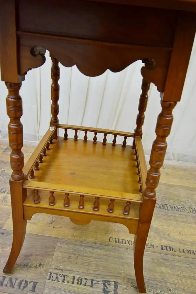 Beistelltisch Eiche um 1900 3