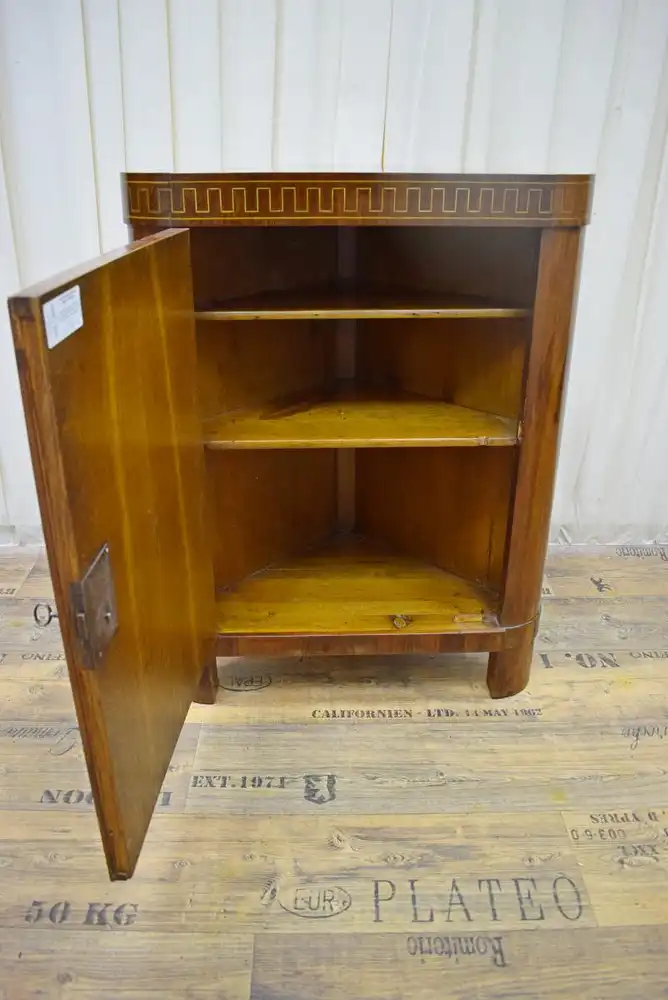 Eckschrank Biedermeier um 1850 Mahagoni mit Messing Intarsien  1