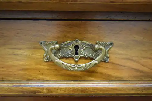 Halbschrank Nussbaum Jugendstil um 1890