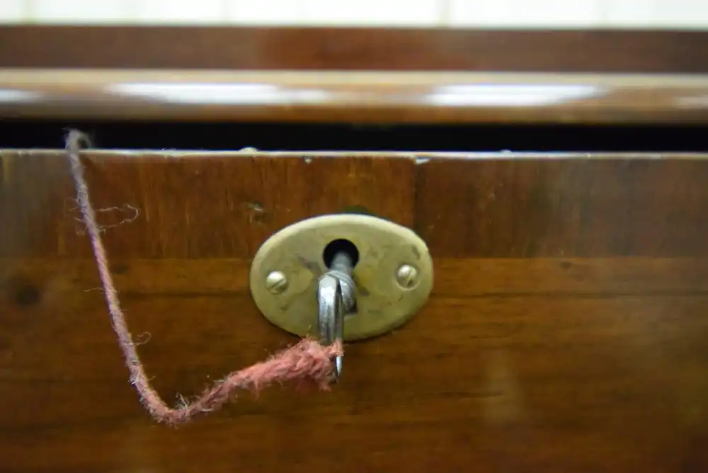 Kommode Spät Biedermeier 1840/50 Mahagoni Schellack  7