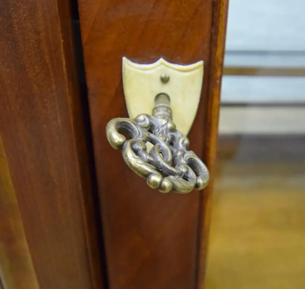 Vitrine Mahagoni Biedermeier um 1830  4