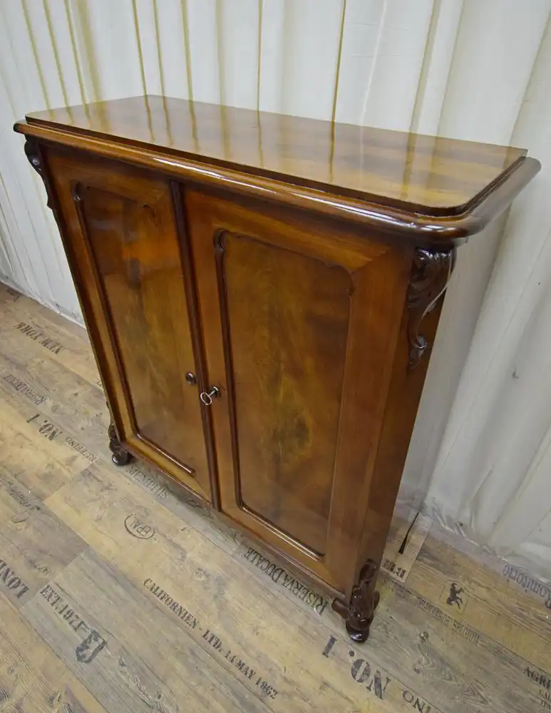 Kommode Biedermeier um 1850/60 Mahagoni Schellack  2