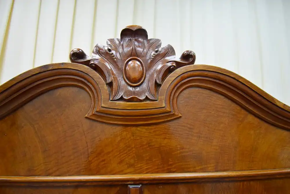 Vitrinenschrank Louis Philippe um 1850 Mahagoni Schellack  1