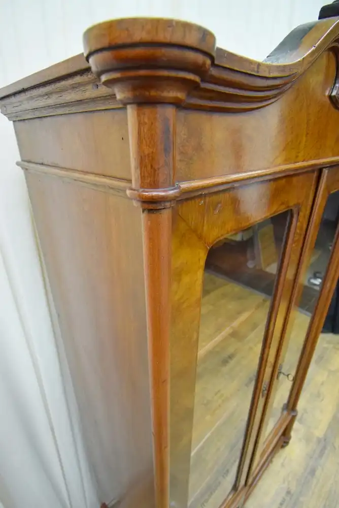 Vitrinenschrank Louis Philippe um 1850 Mahagoni Schellack  3