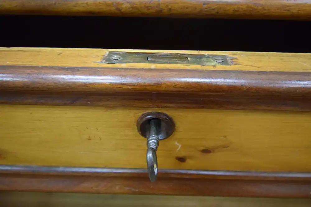 Kommode Biedermeier um 1840/50 Mahagoni/Kiefer  4