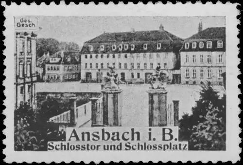 Schlosstor und Schlossplatz