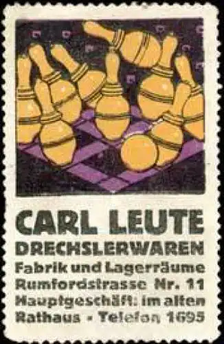 Kegeln mit Holz Kegel