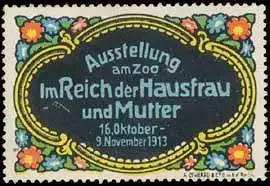 Ausstellung im Reich der Hausfrau und Mutter