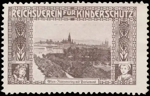 Franzensring mit parlament in Wien