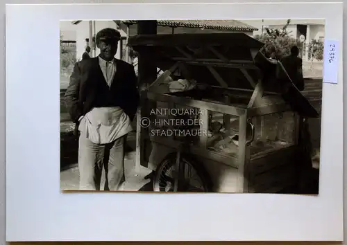 Petzold, W: [Koulouri-Händler, Zypern]. 