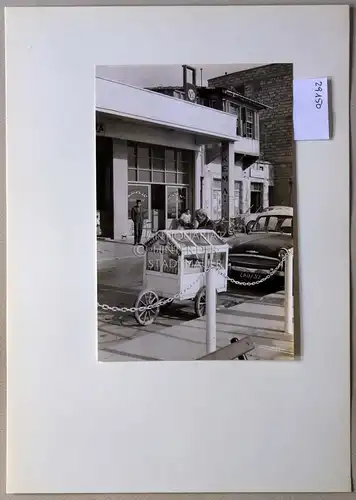 Petzold, W: In Limassol, auf der Strandpromenade, nahe dem Hafen. [Zypern]. 