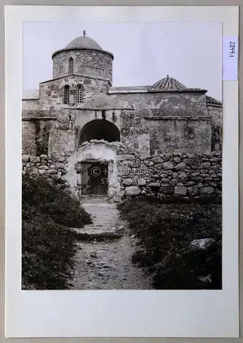 Petzold, W: Karpas-Halbinsel (Zypern). Die Panagia Kanakaria bei Lythrangomi/Boltasli, von Süden. (11. od. 12. Jh.). 