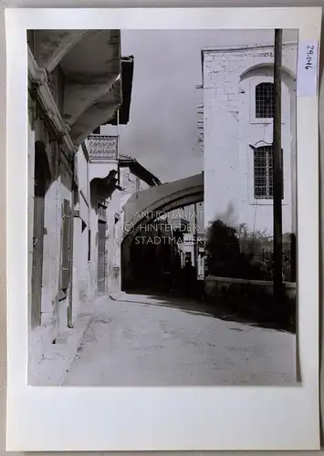 Petzold, W: Larnaca [Zypern]. Alte Häuser hinter der Moschee beim Kastell. 