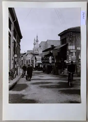 Petzold, W: Nicosia, im Bazar zwischen Hermes Street und Selimiye-Moschee. [Zypern]. 