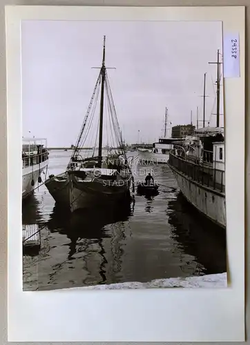 Petzold, W: Piräus. Pascha-Limani. 