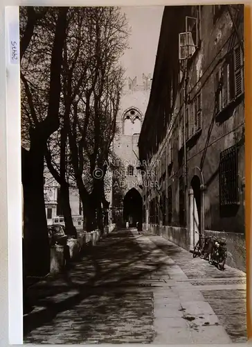 Petzold, W: Mantua. Via Corte an Pza. Lega Lombarda (?). 