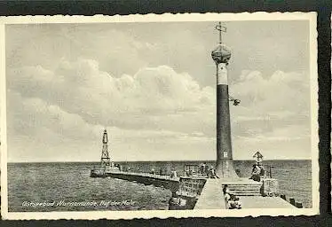 Ostseebad Warnemünde. Auf der Mole