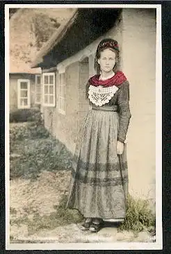 Frau in Tracht.