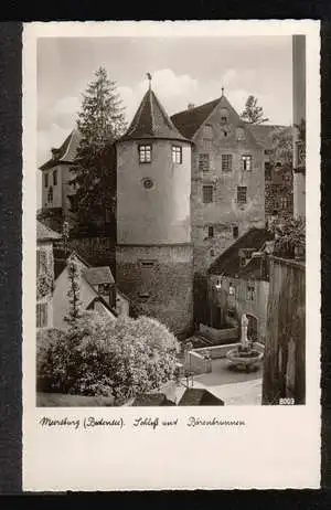 Meersburg am Bodensee. Schloss und Bärenbrunnen.