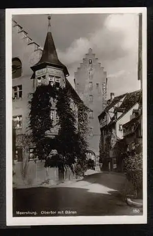 Meersburg am Bodensee. Obertor mit Bären.