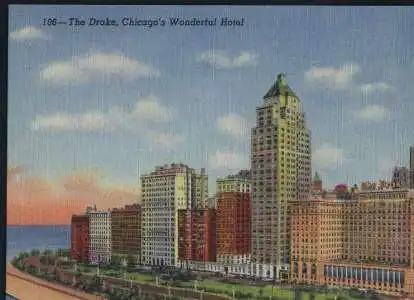 USA. Chicago. The Dracke.Chicagos Wonderful Hotel.